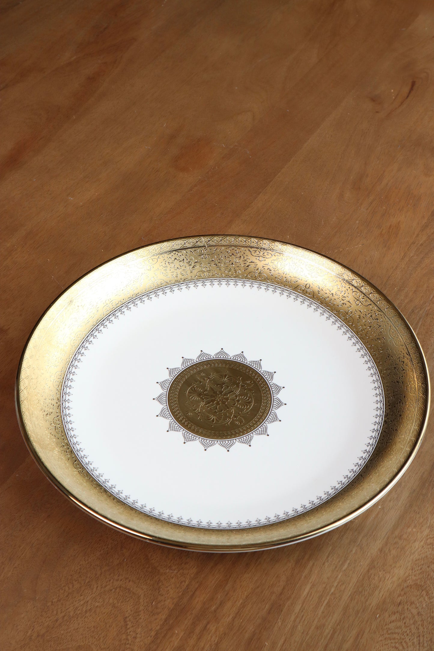 Medium Golden Sticks Plate