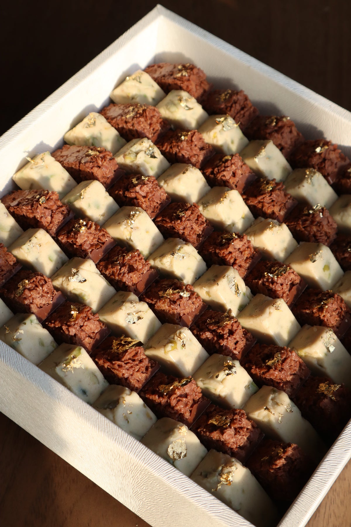 Rahash Pistachio Bites & Crunchy Milk Chocolate Crunchy Bites - Mini Square Tray