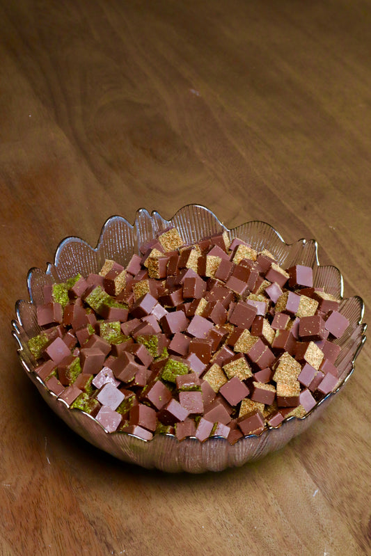 Rangeena & Crunchy Pistachio Bites Bowl