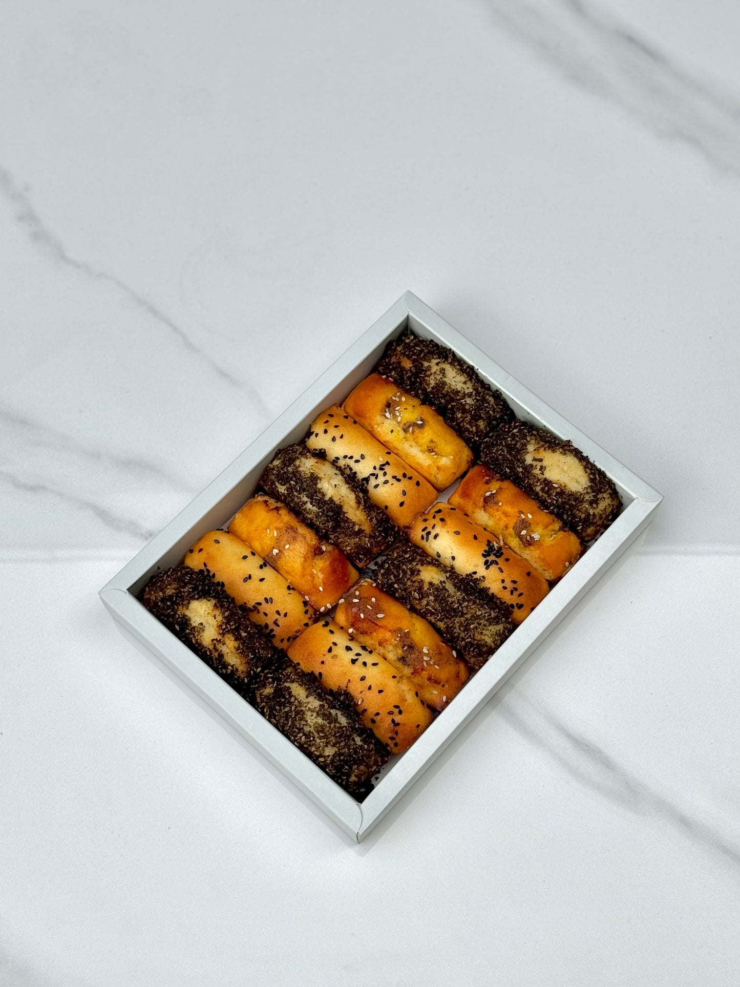 Savory Financier Box