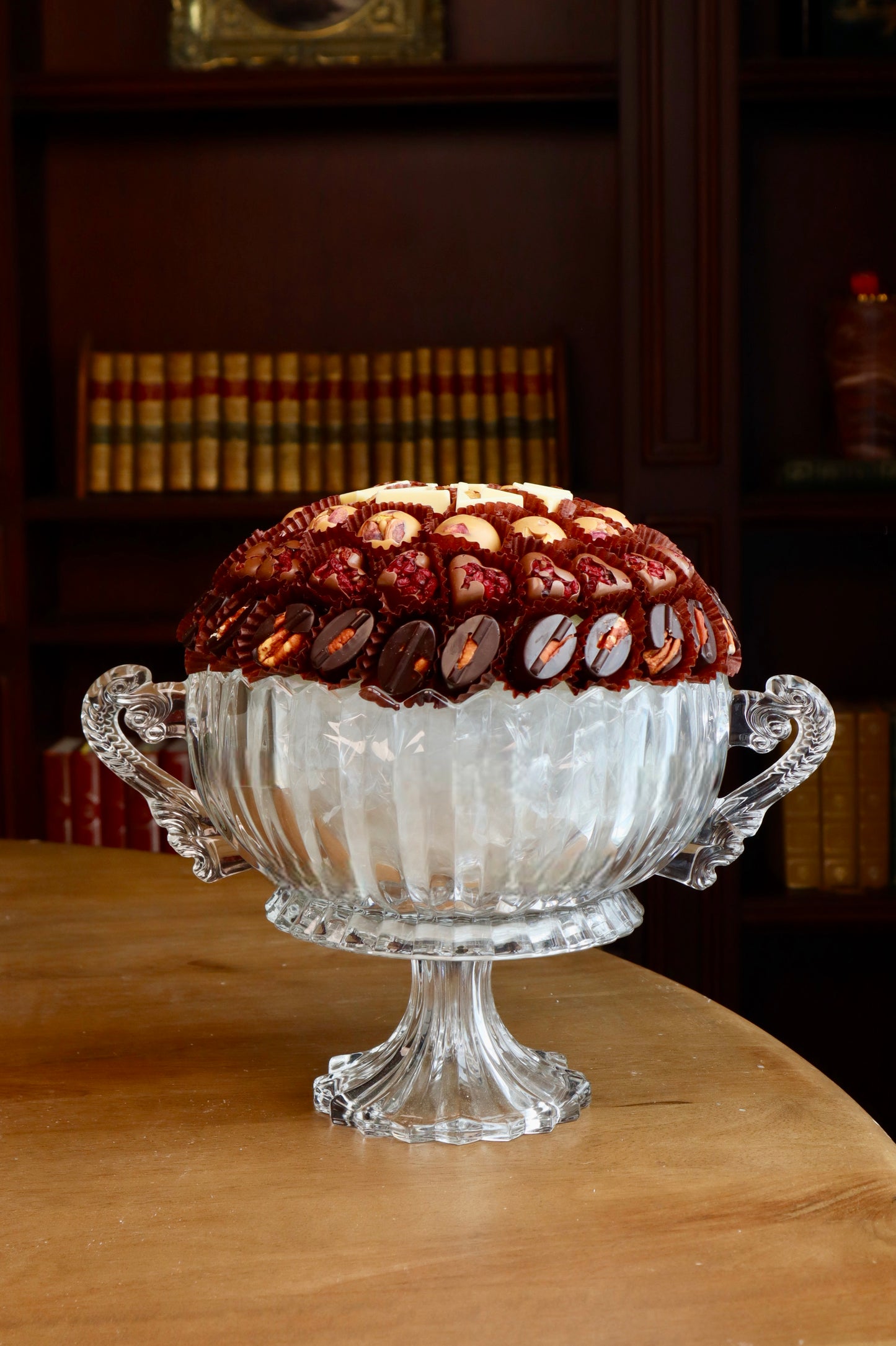 Glass Stand with Handles - Nuts & Dried Fruits